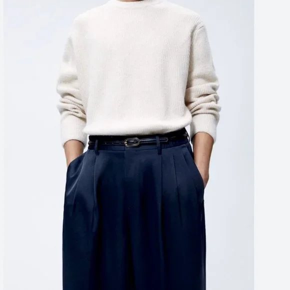 NWT MAN SATIN EFFECT PLEATED PANTS NAVY BLUE - Picture 2 of 8